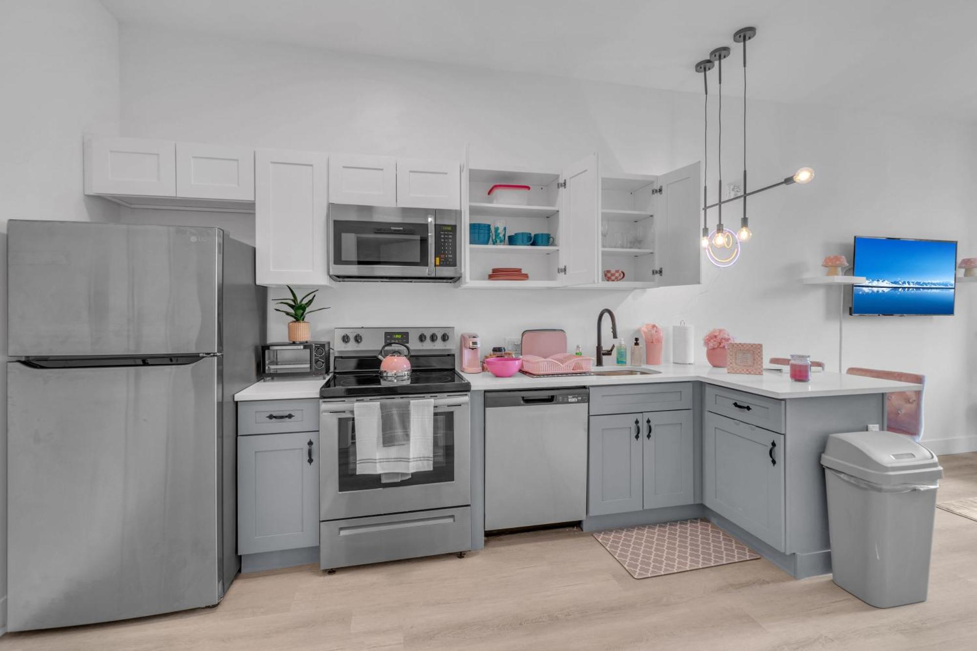 Pink Heaven Indoor Pool, Free Parking, Near Nyc Apartment Елизабет Екстериор снимка